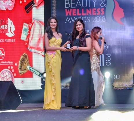 Akanksha Best Bridal artist 463x420 - Glam Pro Beauty & Wellness Awards 2018 - Celebrity Presenter Actress Kriti Kharbanda and TV Superstar Manish Goel