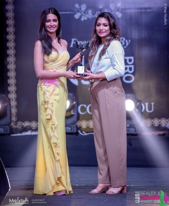 Divya Jaitly Most innovative Bridal Hair artist 1 345x420 - Glam Pro Beauty & Wellness Awards 2018 - Celebrity Presenter Actress Kriti Kharbanda and TV Superstar Manish Goel