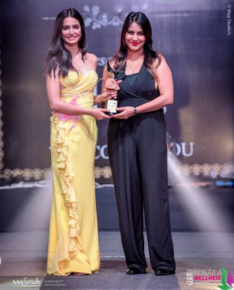 Soni Verma Most innovative Bridal Makeup artist 1 339x420 - Glam Pro Beauty & Wellness Awards 2018 - Celebrity Presenter Actress Kriti Kharbanda and TV Superstar Manish Goel